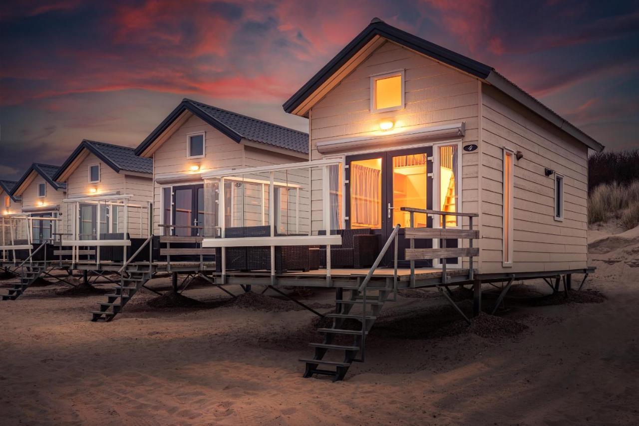 Strandbungalows Vrouwenpolder Exterior photo